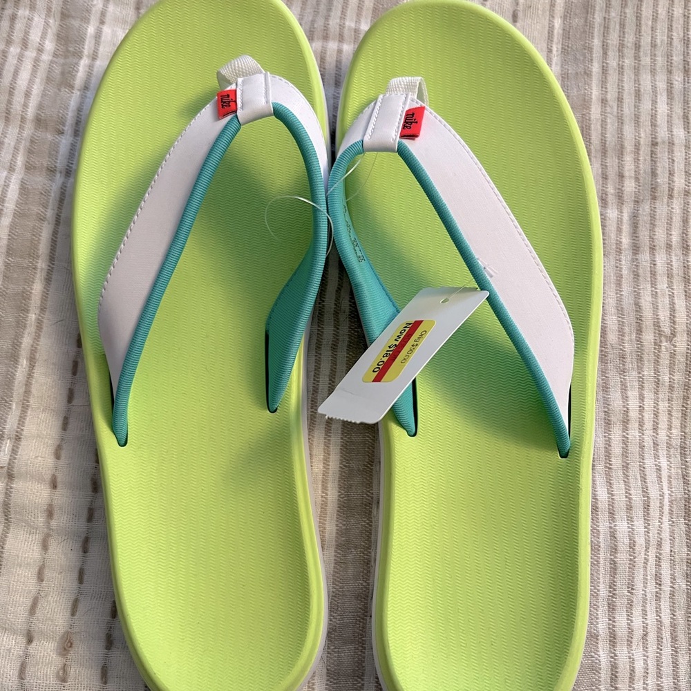 Nike flip flops